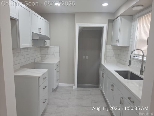 7735 Bramell, Detroit, MI 48239