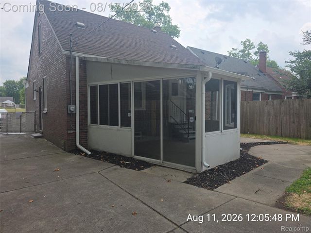 7735 Bramell, Detroit, MI 48239