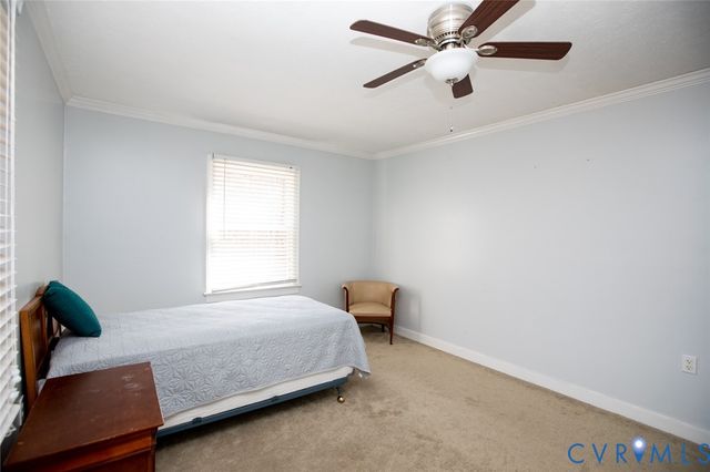 111 Poplar Hill Dr, Farmville, VA 23901