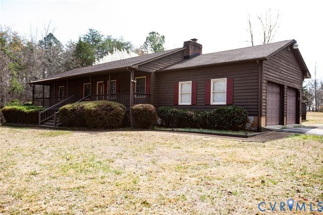 111 Poplar Hill Dr, Farmville, VA 23901