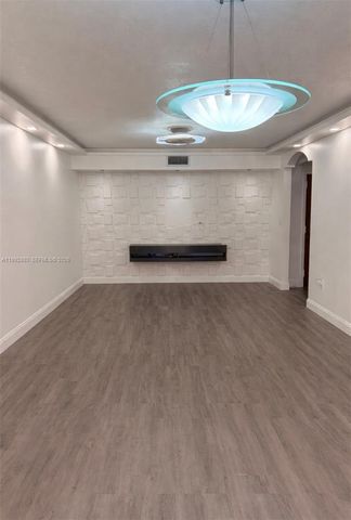 5800 SW 127 Ave 2120, Miami, FL 33183