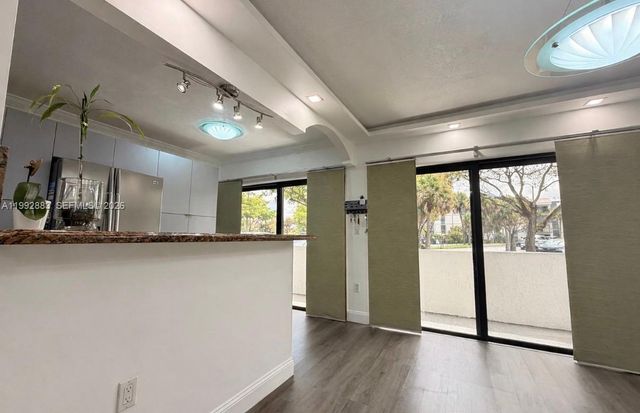 5800 SW 127 Ave 2120, Miami, FL 33183