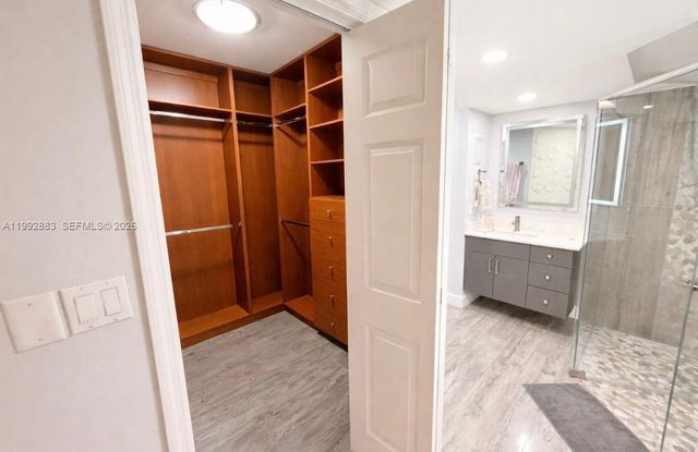 5800 SW 127 Ave 2120, Miami, FL 33183