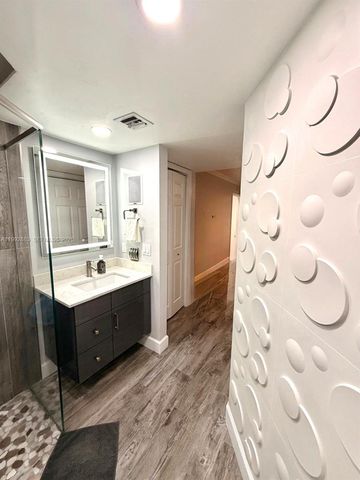 5800 SW 127 Ave 2120, Miami, FL 33183