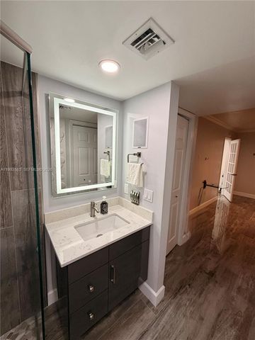 5800 SW 127 Ave 2120, Miami, FL 33183