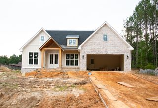32 Redmont Dr., Sumrall, MS 39492