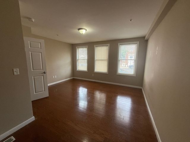 51 Chelsea Street 1, Boston, MA 02128