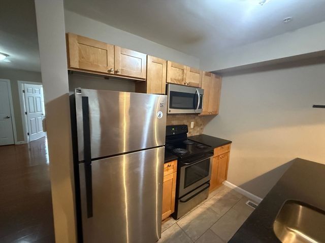 51 Chelsea Street 1, Boston, MA 02128