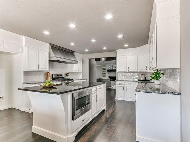 2725 NW 58th Street, Oklahoma City, OK 73112