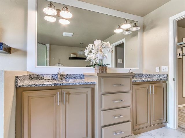 2725 NW 58th Street, Oklahoma City, OK 73112