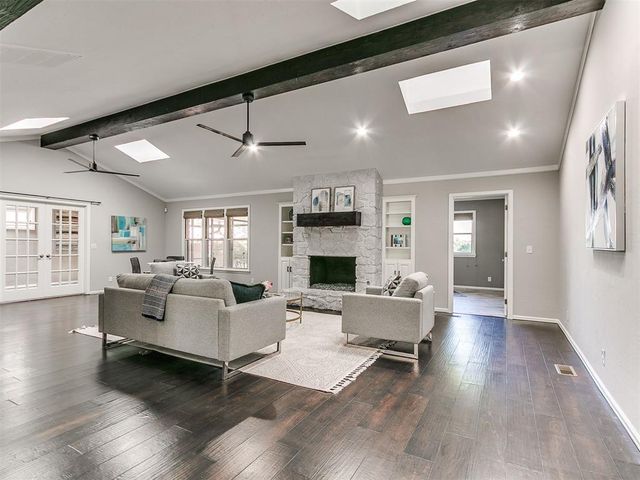 2725 NW 58th Street, Oklahoma City, OK 73112