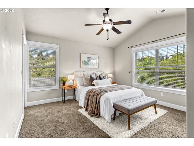 7503 Sw CAPITOL Hwy, Portland, OR 97219