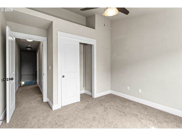 7503 Sw CAPITOL Hwy, Portland, OR 97219