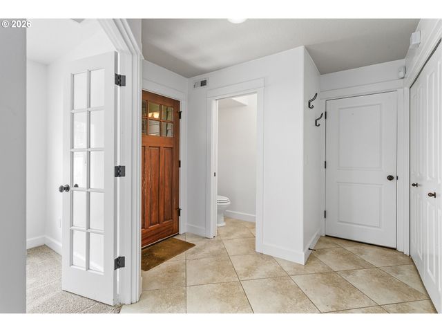 7503 Sw CAPITOL Hwy, Portland, OR 97219