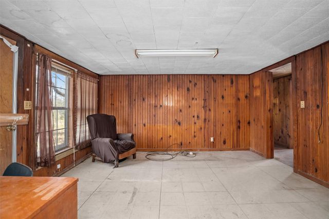 588 Linville Grimes Road, Diboll, TX 75941