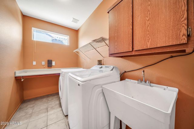 16534 W SANDIA PARK Drive, Surprise, AZ 85374