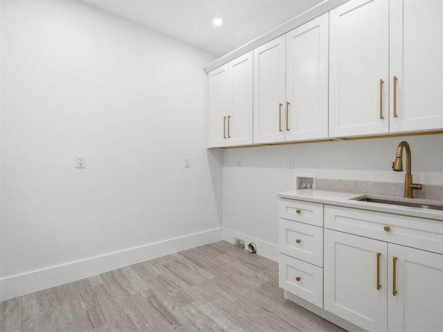 9034 York Crest Drive, Saline, MI 48176
