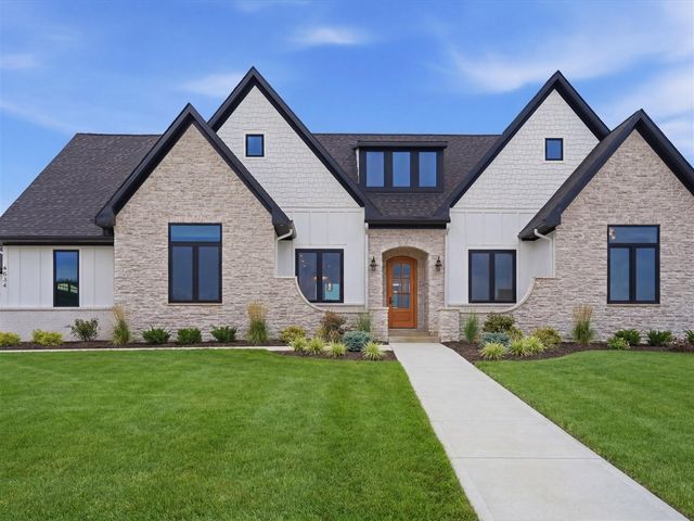 9034 York Crest Drive, Saline, MI 48176