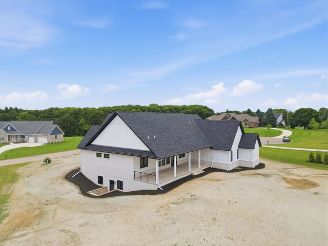 9034 York Crest Drive, Saline, MI 48176