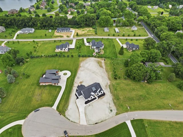 9034 York Crest Drive, Saline, MI 48176