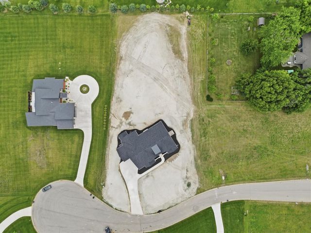 9034 York Crest Drive, Saline, MI 48176