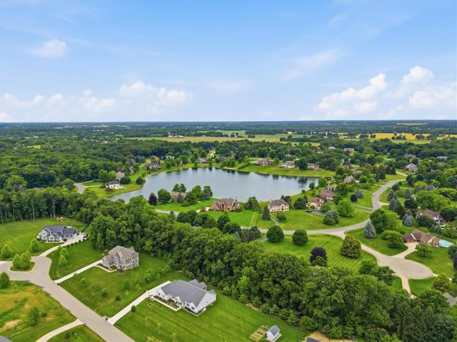9034 York Crest Drive, Saline, MI 48176