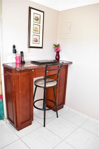 9801 Sunrise Lakes Boulevard 301, Sunrise, FL 33322