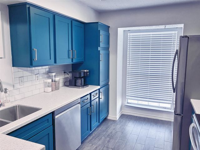 8600 Coppertowne Lane 501, Dallas, TX 75243