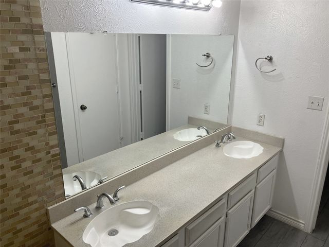 8600 Coppertowne Lane 501, Dallas, TX 75243