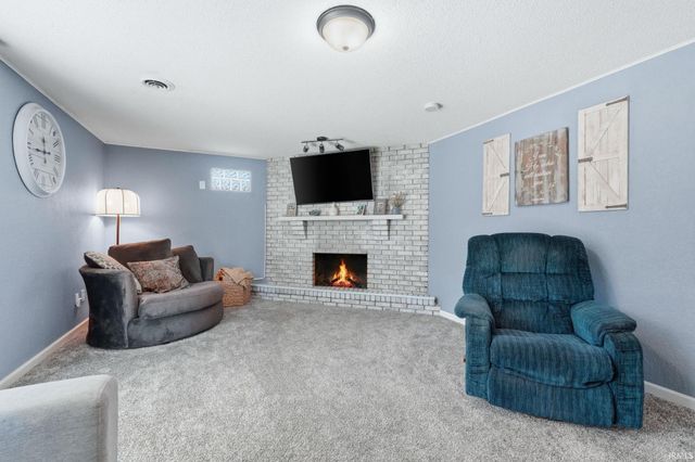 3822 Shannon Drive, Fort Wayne, IN 46835