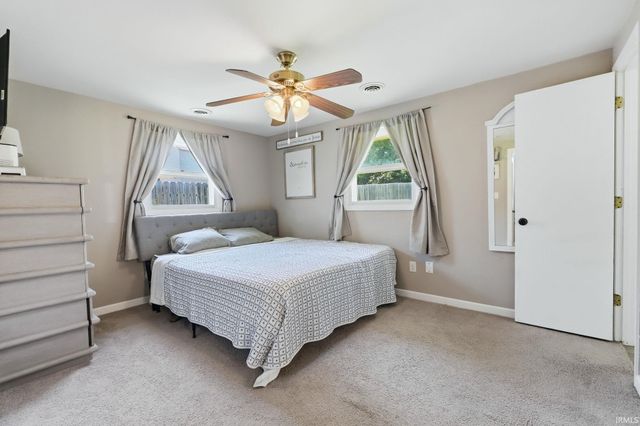 3822 Shannon Drive, Fort Wayne, IN 46835