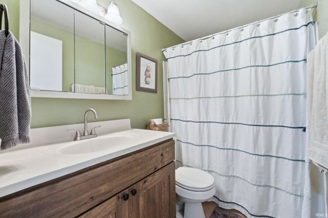 3822 Shannon Drive, Fort Wayne, IN 46835