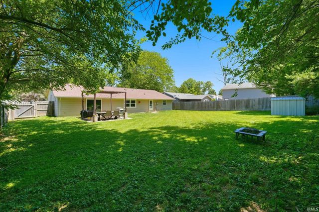 3822 Shannon Drive, Fort Wayne, IN 46835