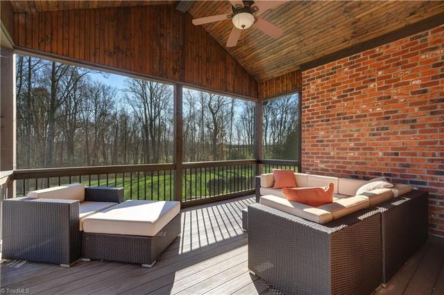 208 Lakeshore Drive, Reidsville, NC 27320