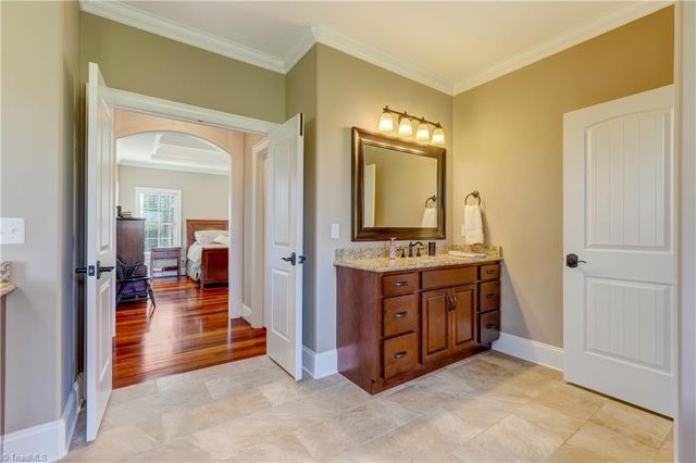 208 Lakeshore Drive, Reidsville, NC 27320