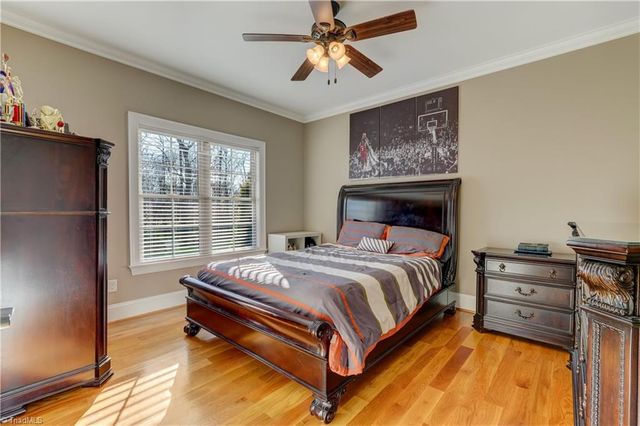 208 Lakeshore Drive, Reidsville, NC 27320