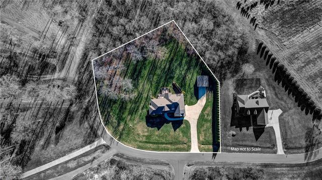 208 Lakeshore Drive, Reidsville, NC 27320