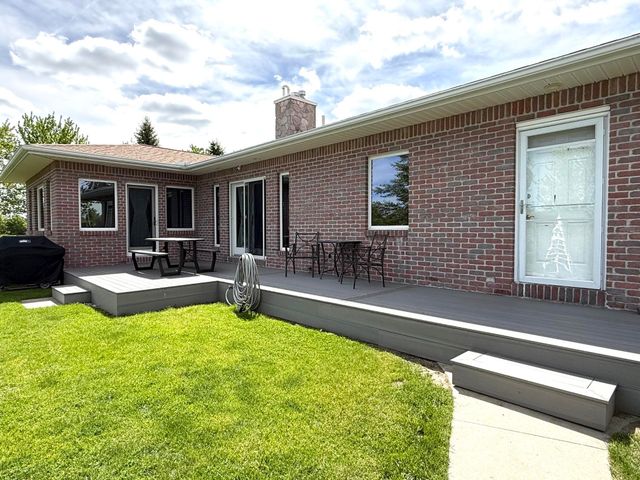 2145 E Wheeler Road, Bay City, MI 48706