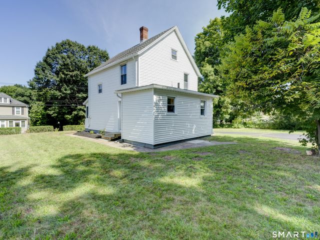 46 Middlefield Street, Middletown, CT 06457