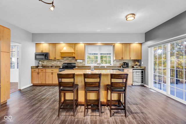 295 Persimmon Drive, North Vernon, IN 47265