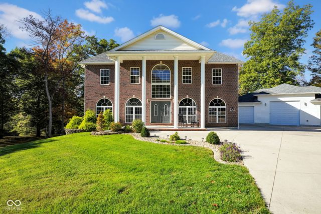 295 Persimmon Drive, North Vernon, IN 47265