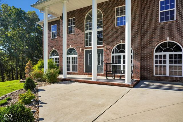 295 Persimmon Drive, North Vernon, IN 47265