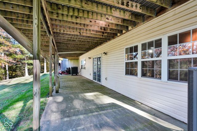 295 Persimmon Drive, North Vernon, IN 47265