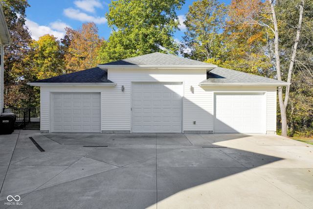 295 Persimmon Drive, North Vernon, IN 47265