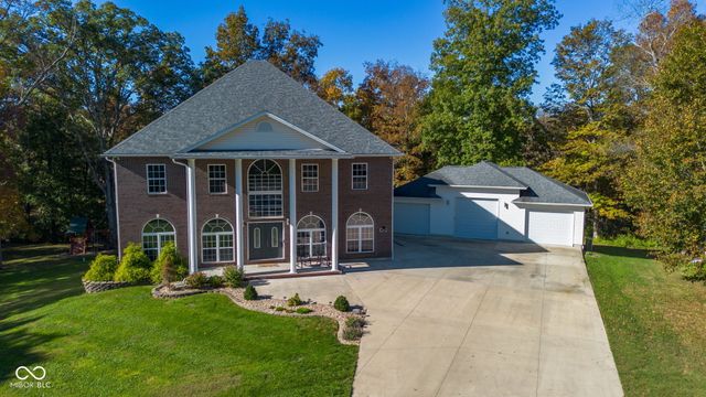 295 Persimmon Drive, North Vernon, IN 47265