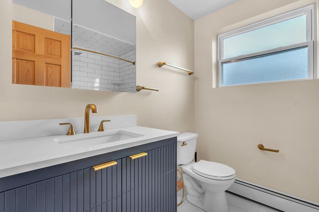 6048 W 79th Street, Burbank, IL 60459