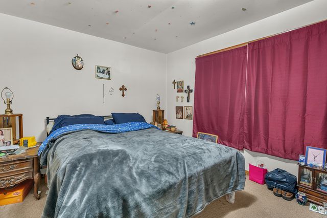 6048 W 79th Street, Burbank, IL 60459