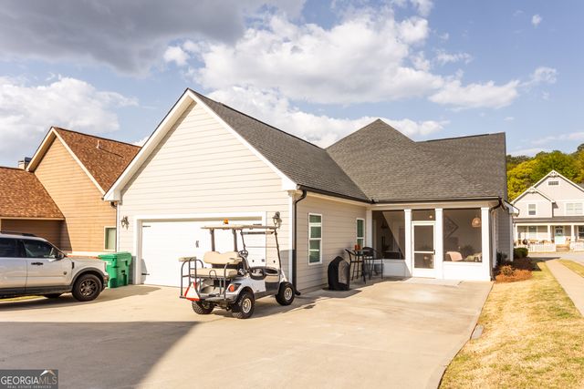 124 Tan Yard Road, Social Circle, GA 30025