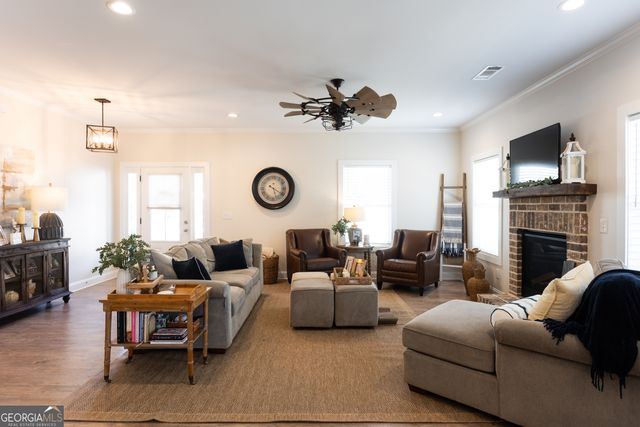 124 Tan Yard Road, Social Circle, GA 30025