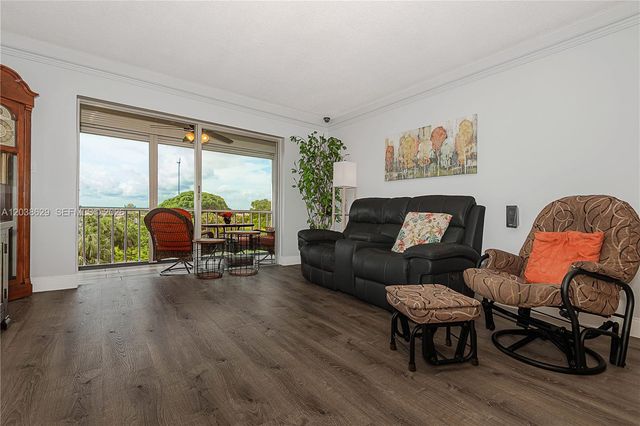 4800 Hillcrest Ln 501 501, Hollywood, FL 33021